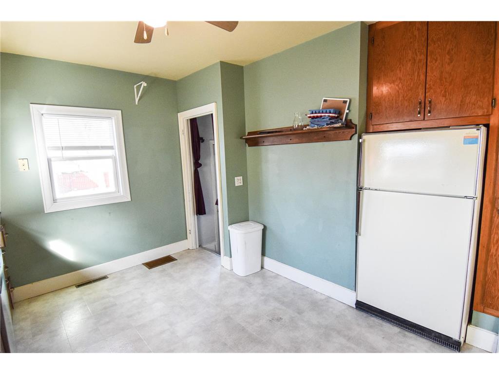 917 Main Avenue N Thief River Falls MN 56701 7044822 image20