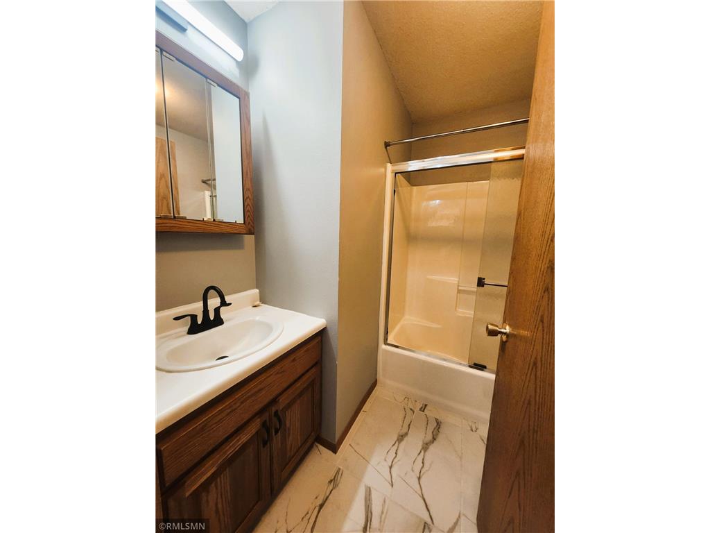 917 N Valley Street New Ulm MN 56073 7097470 image14