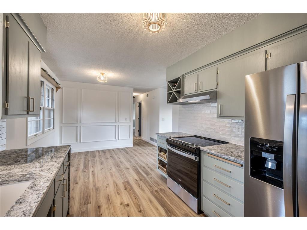 917 Osborne Road NE Spring Lake Park MN 55432 6456939 image1