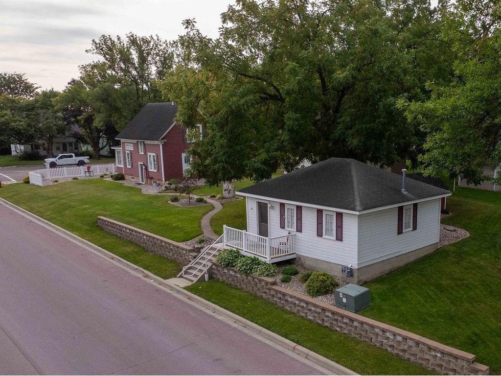 917 State Street N Waseca MN 56093 6785650 image29