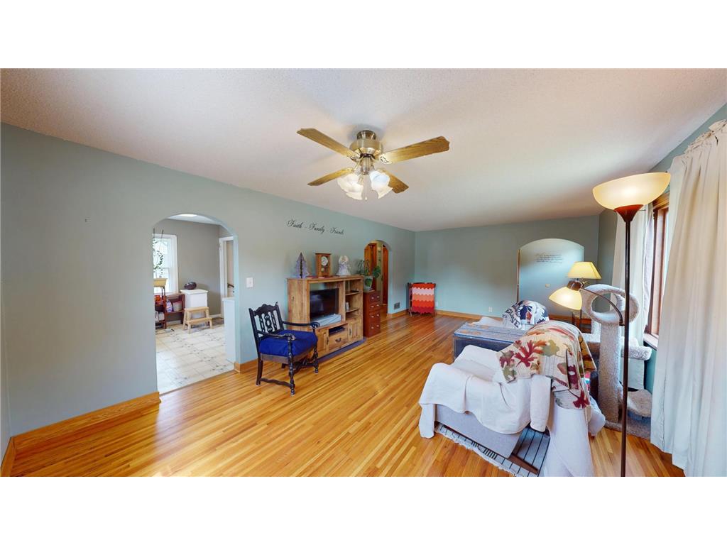 917 Valley Avenue Albert Lea MN 56007 7081172 image4