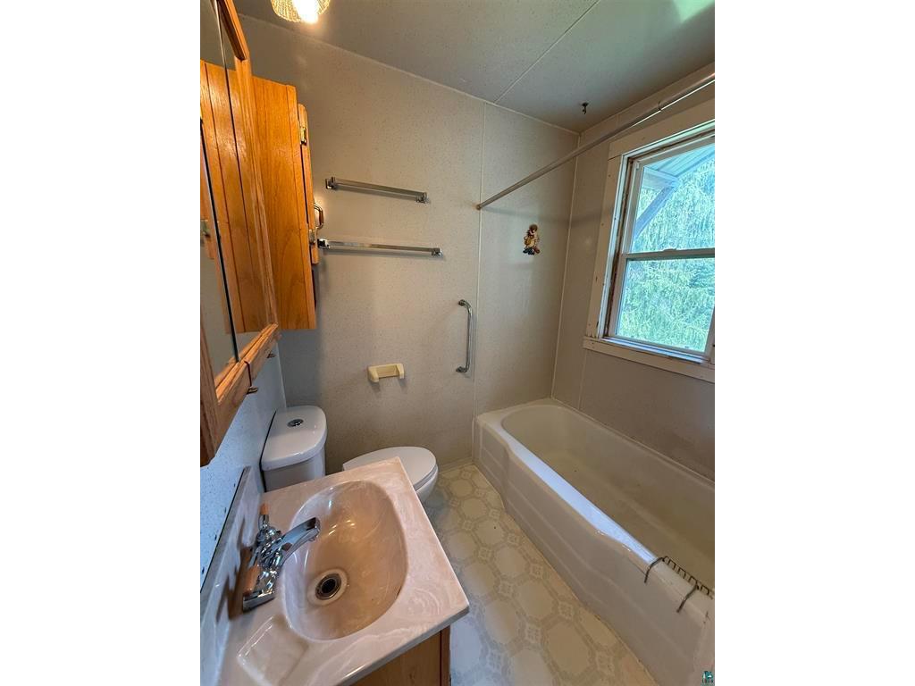 9170 School Road Port Wing WI 54865 7085067 image11