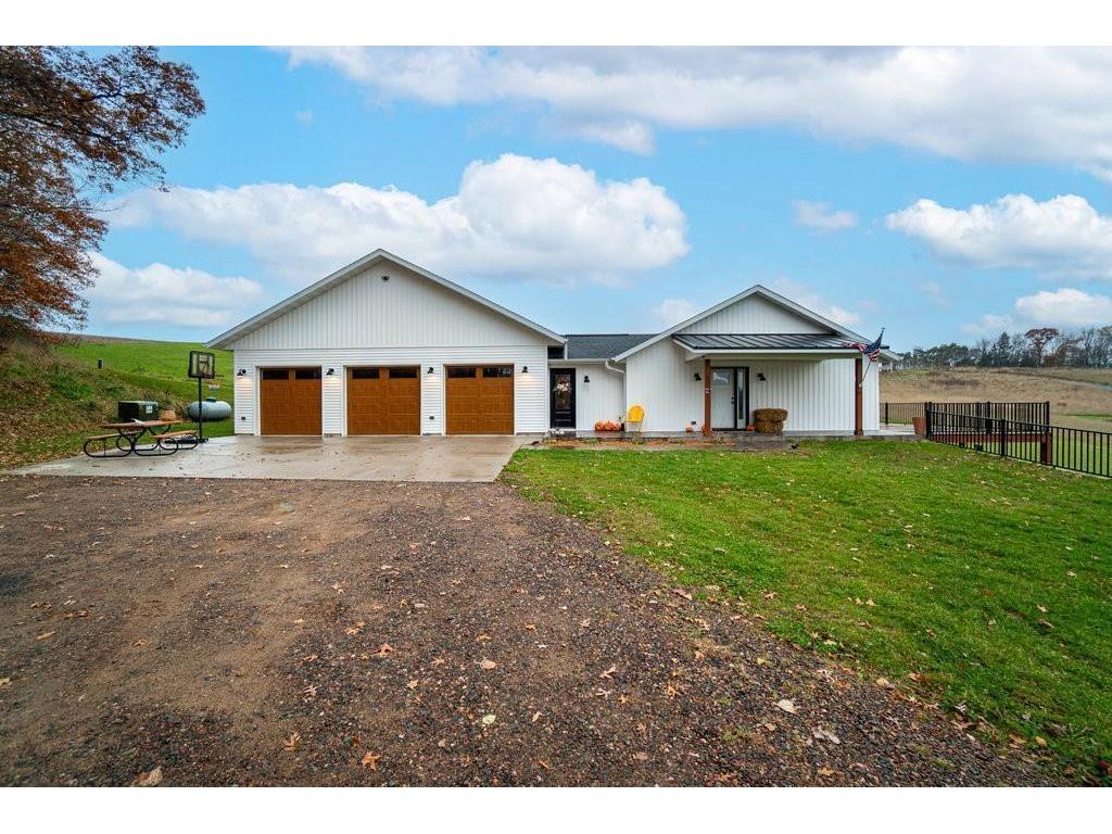 9174 105th Street Chippewa Falls WI 54729 6474904 image1