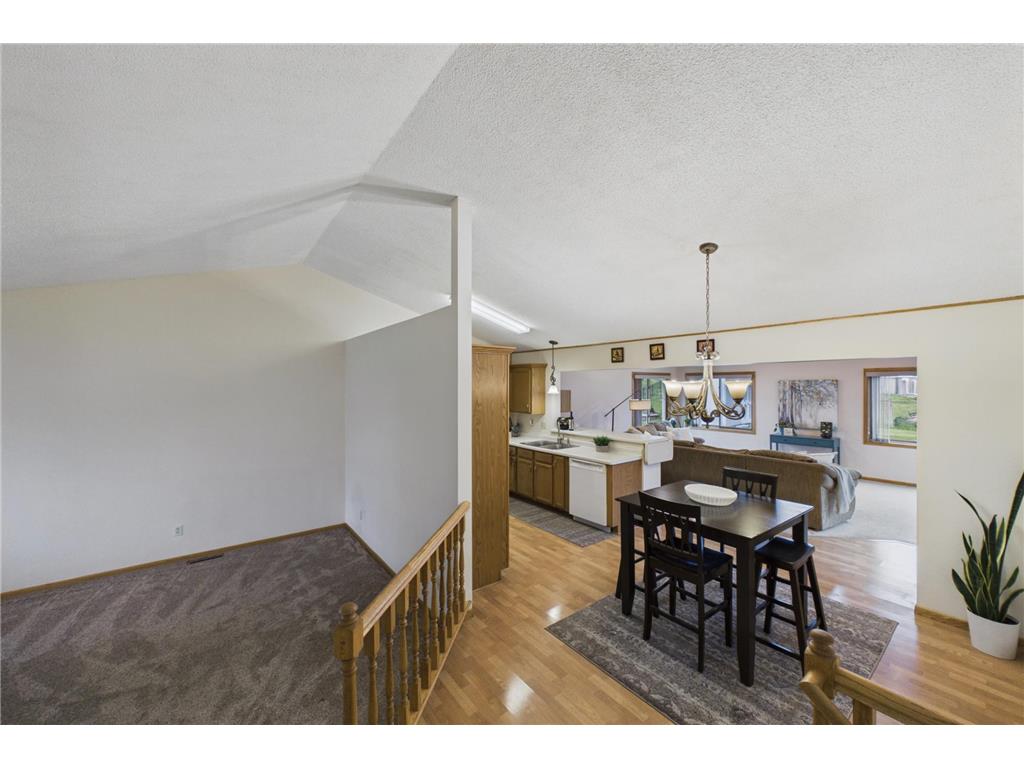 9176 Sierra Road Woodbury MN 55125 7076408 image11