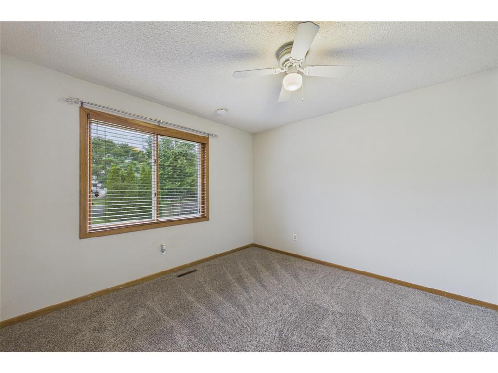 9176 Sierra Road Woodbury MN 55125 7076408 image15
