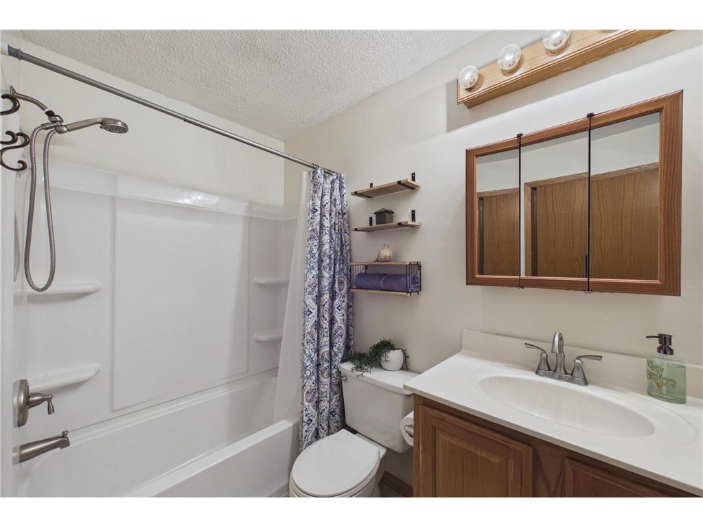 9176 Sierra Road Woodbury MN 55125 7076408 image17