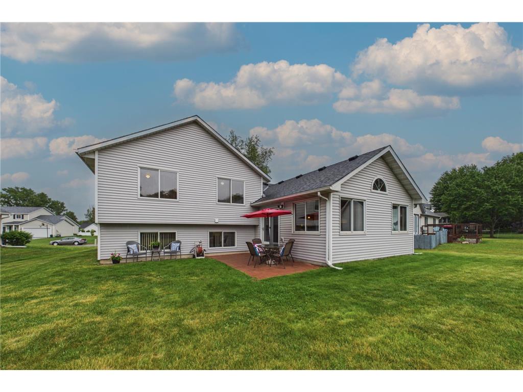 9176 Sierra Road Woodbury MN 55125 7076408 image23