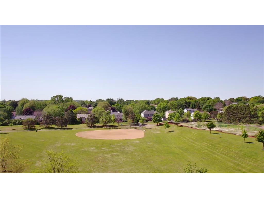 9176 Sierra Road Woodbury MN 55125 7076408 image29