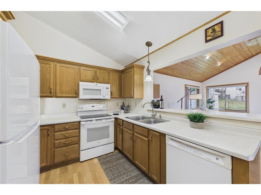 9176 Sierra Road Woodbury MN 55125 7076408 image8