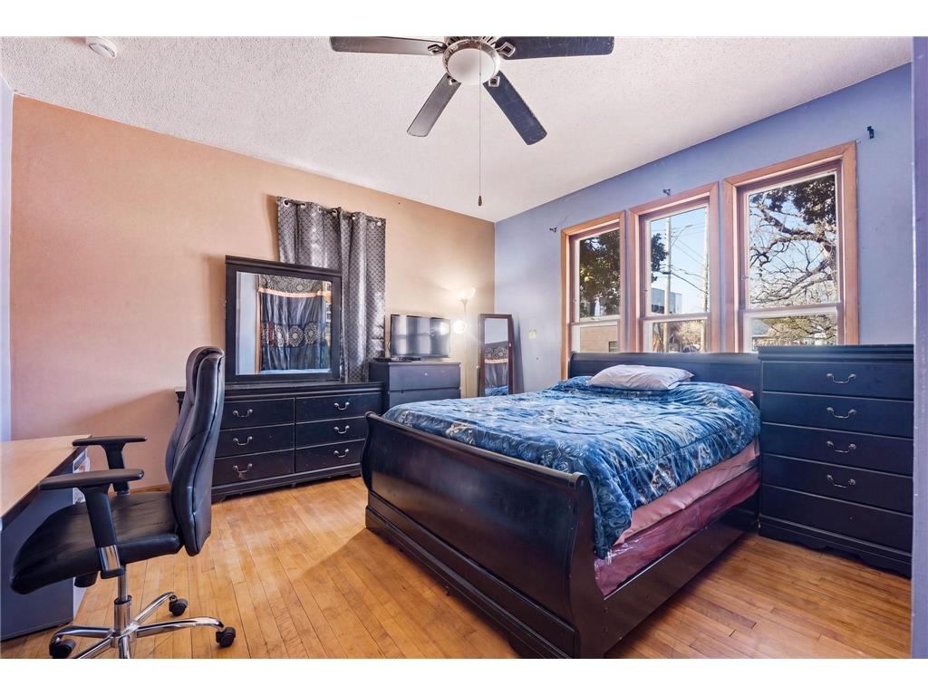 918 18 1/2 Avenue NE Minneapolis MN 55418 7062786 image12