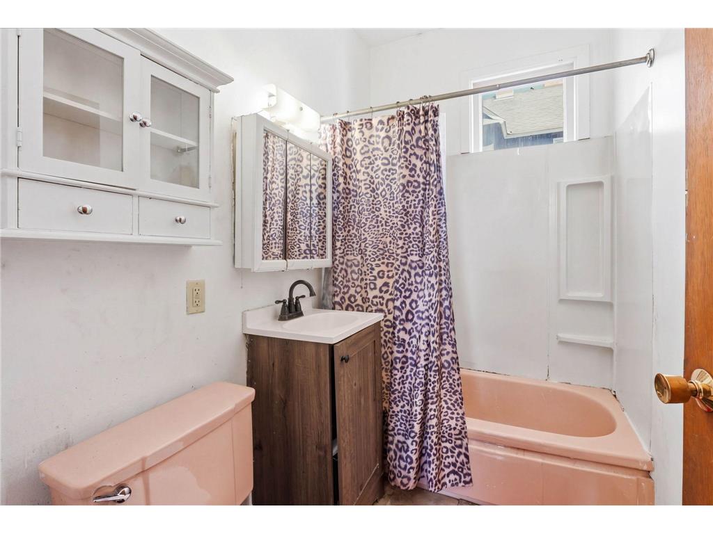 918 18 1/2 Avenue NE Minneapolis MN 55418 7062786 image13