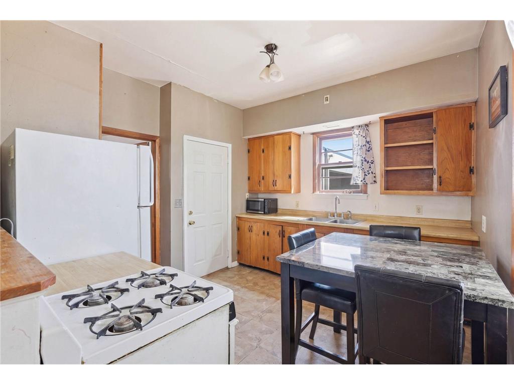 918 18 1/2 Avenue NE Minneapolis MN 55418 7062786 image4