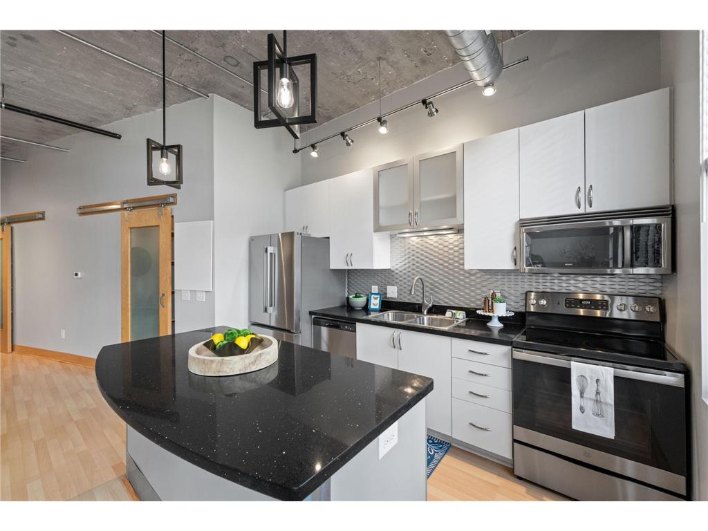 918 3rd Street N #207 Minneapolis MN 55401 7063076 image6