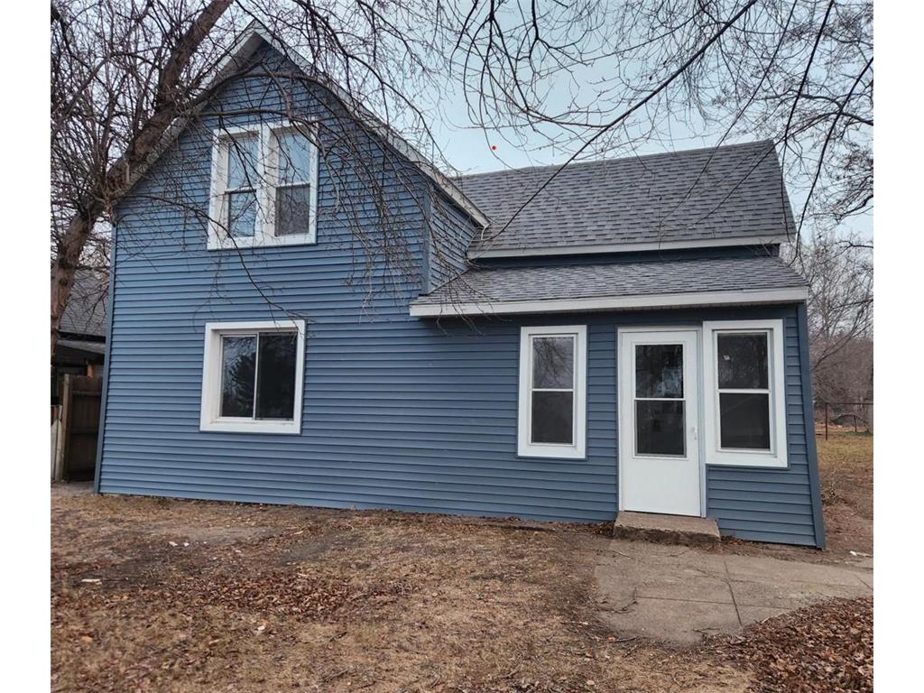 918 5th Street NE Little Falls MN 56345 6630848 image1