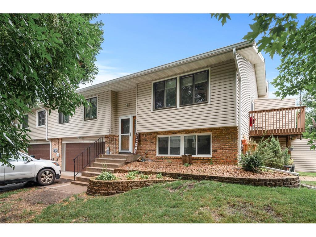 918 94th Avenue NE Blaine MN 55434 6573149 image1