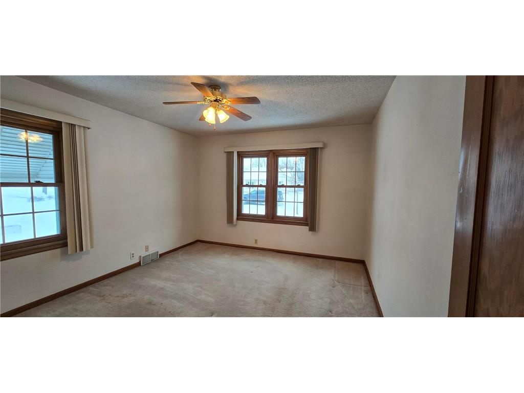918 Clausen Avenue Albert Lea MN 56007 6823721 image16