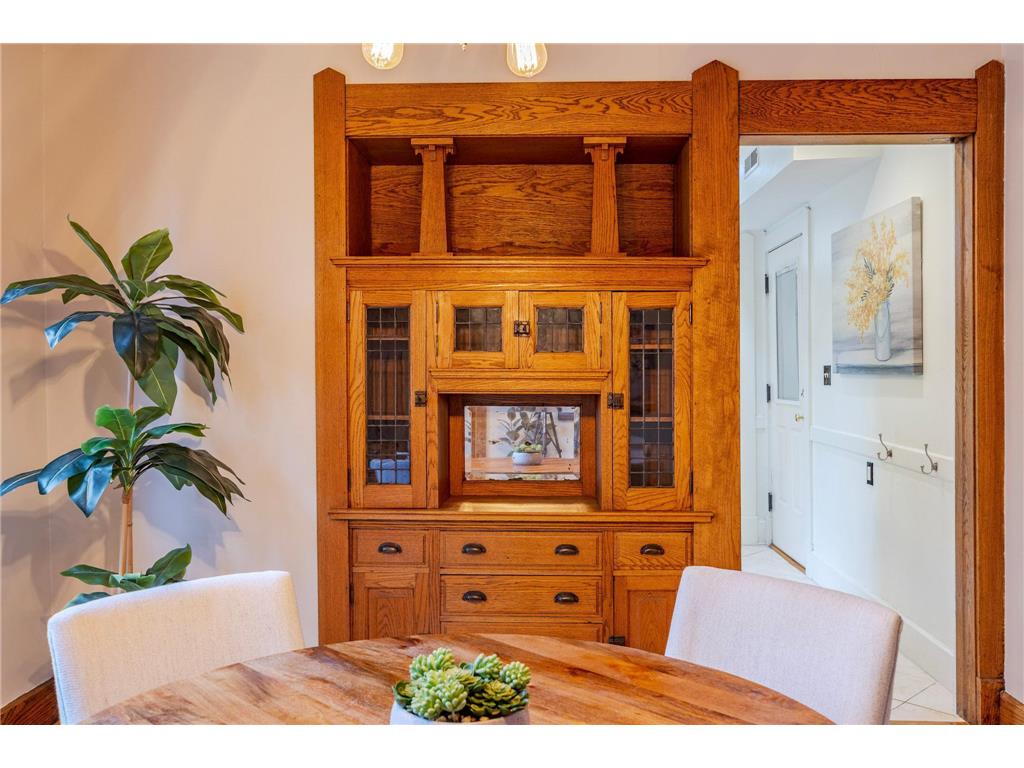 918 Goodrich Avenue #A Saint Paul MN 55105 7027678 image32