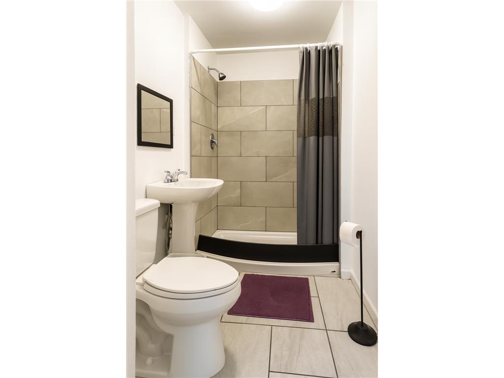 918 Gorton Avenue NW Willmar MN 56201 6791353 image10