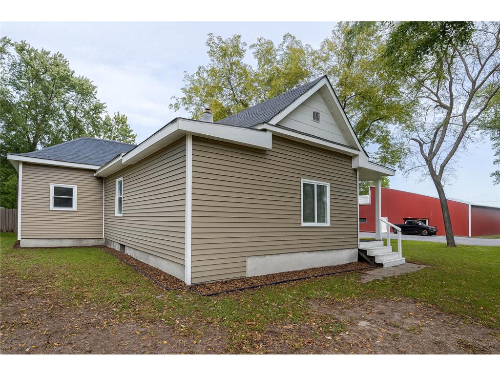 918 Gorton Avenue NW Willmar MN 56201 6791353 image14