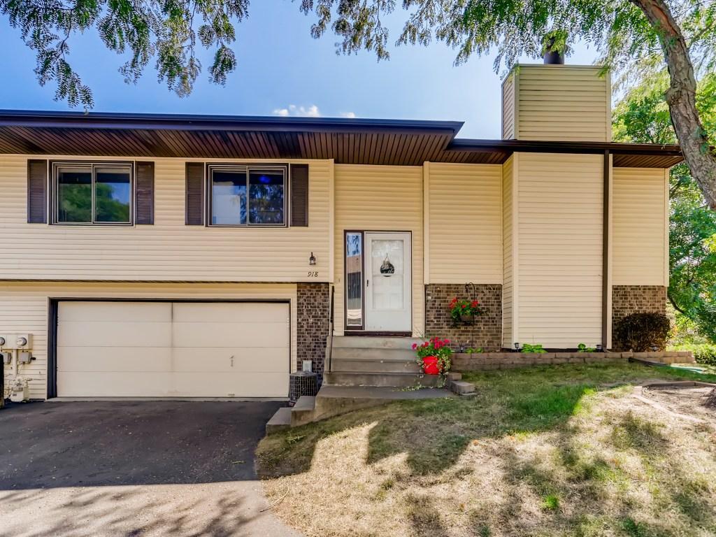 918 Heritage Court W, Vadnais Heights, MN, 55127 MLS 6081454 Edina