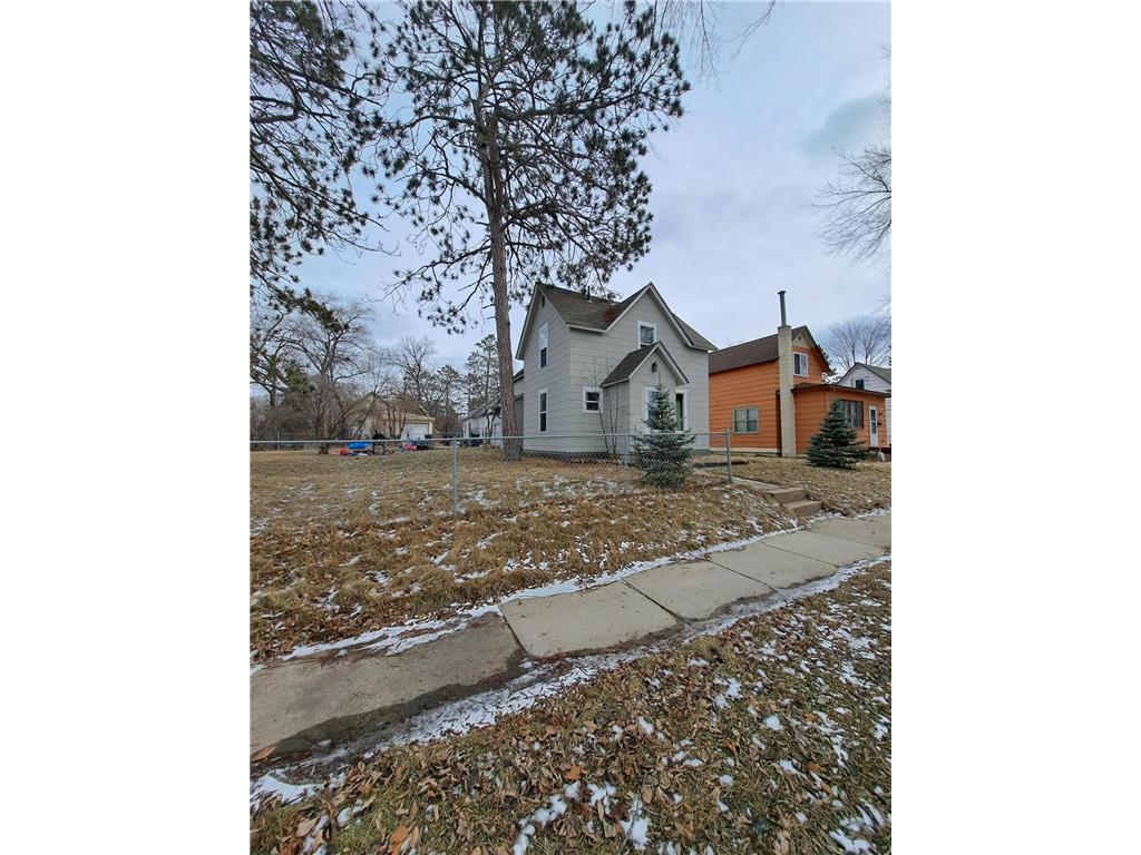 918 Irvine Avenue NW Bemidji MN 56601 6488835 image1