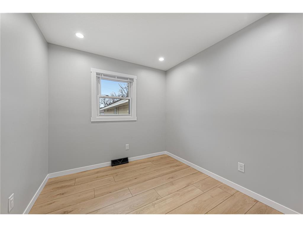 918 Marian Street Waterville MN 56096 - Tetonka 7039632 image37