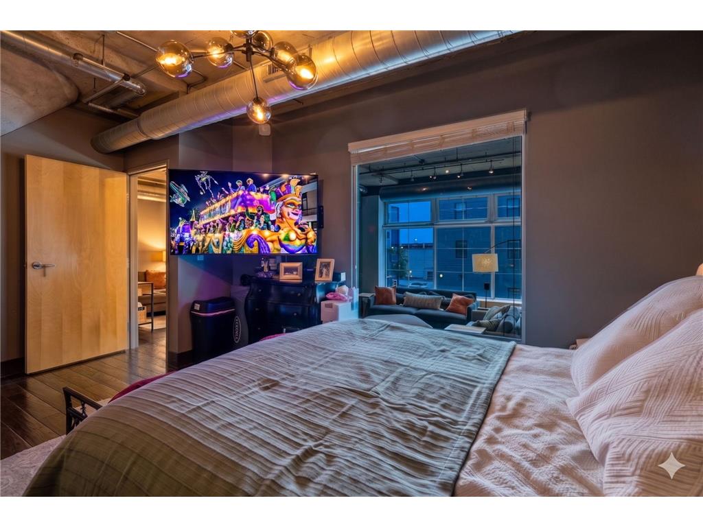 918 N 3rd Street #201 Minneapolis MN 55401 7078483 image3
