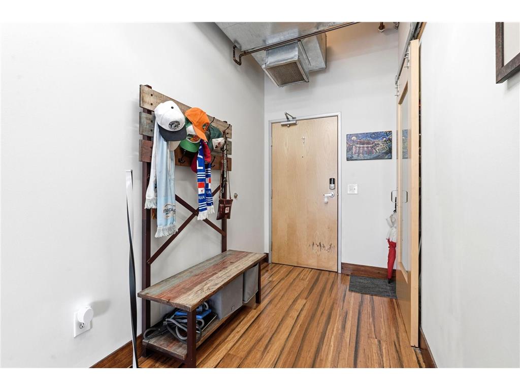 918 N 3rd Street #201 Minneapolis MN 55401 7078483 image32