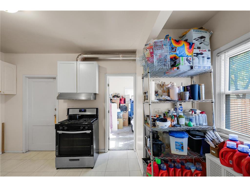 918 Queen Avenue N Minneapolis MN 55411 7013334 image13