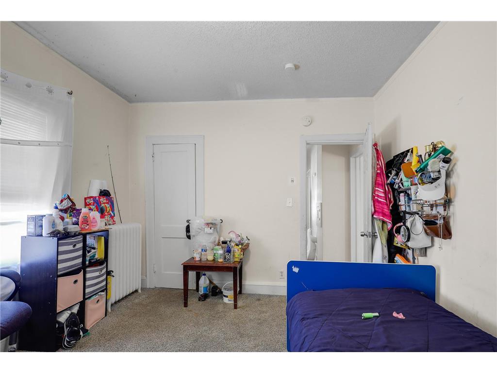 918 Queen Avenue N Minneapolis MN 55411 7013334 image21