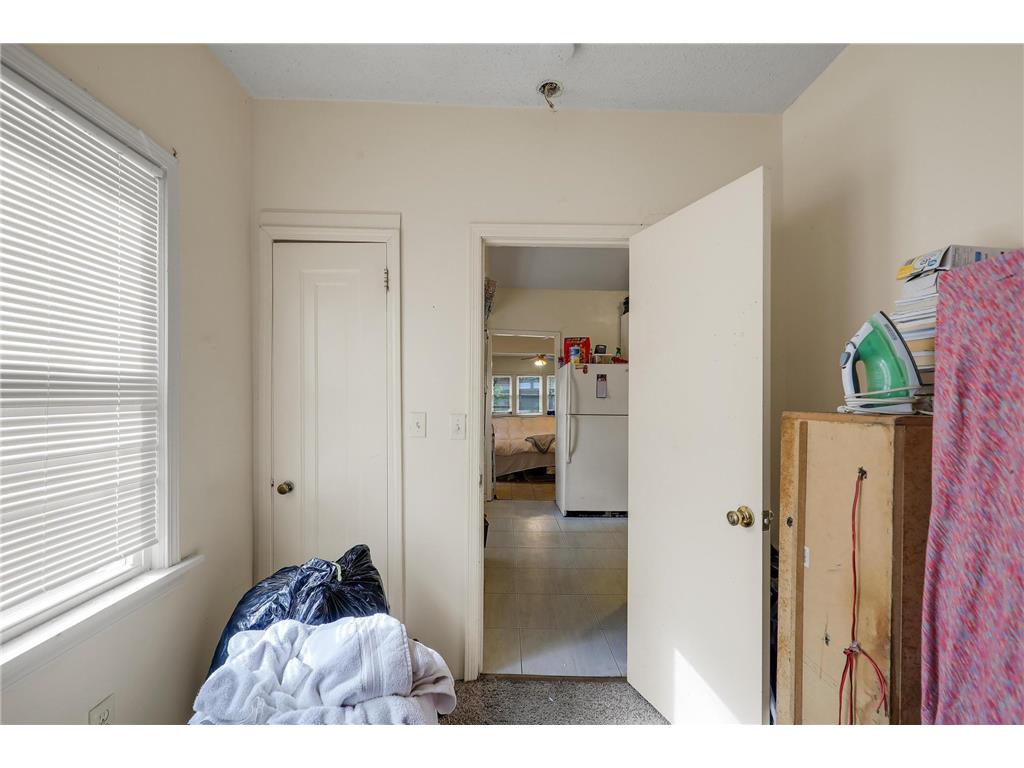 918 Queen Avenue N Minneapolis MN 55411 7013334 image25