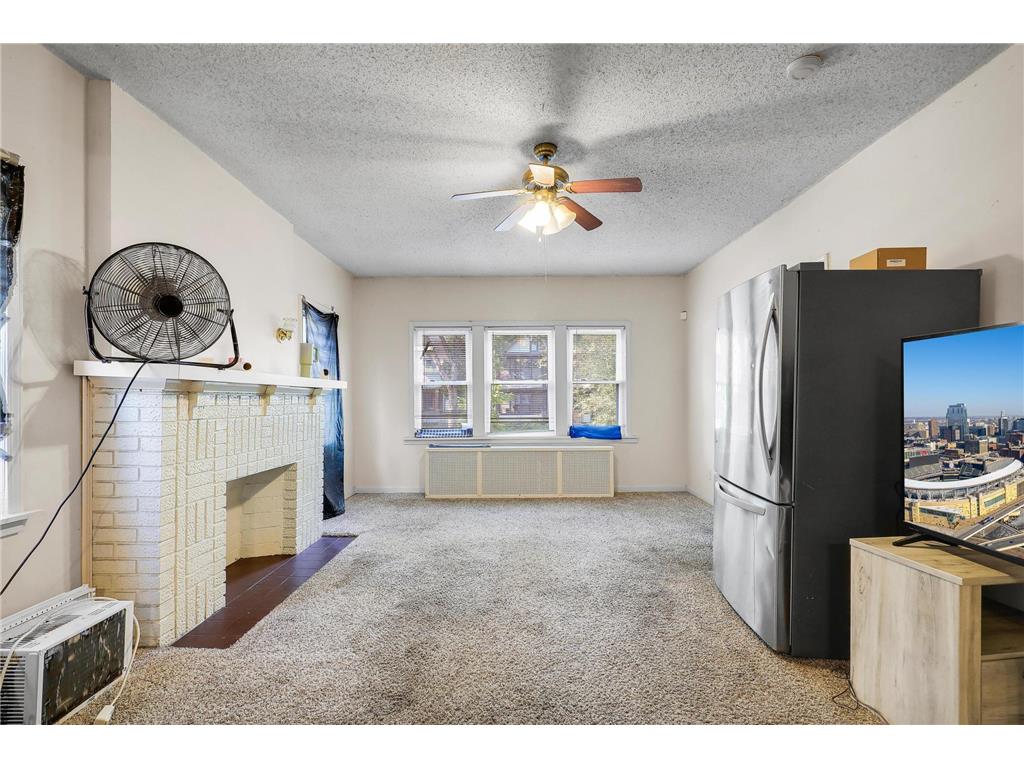 918 Queen Avenue N Minneapolis MN 55411 7013334 image37