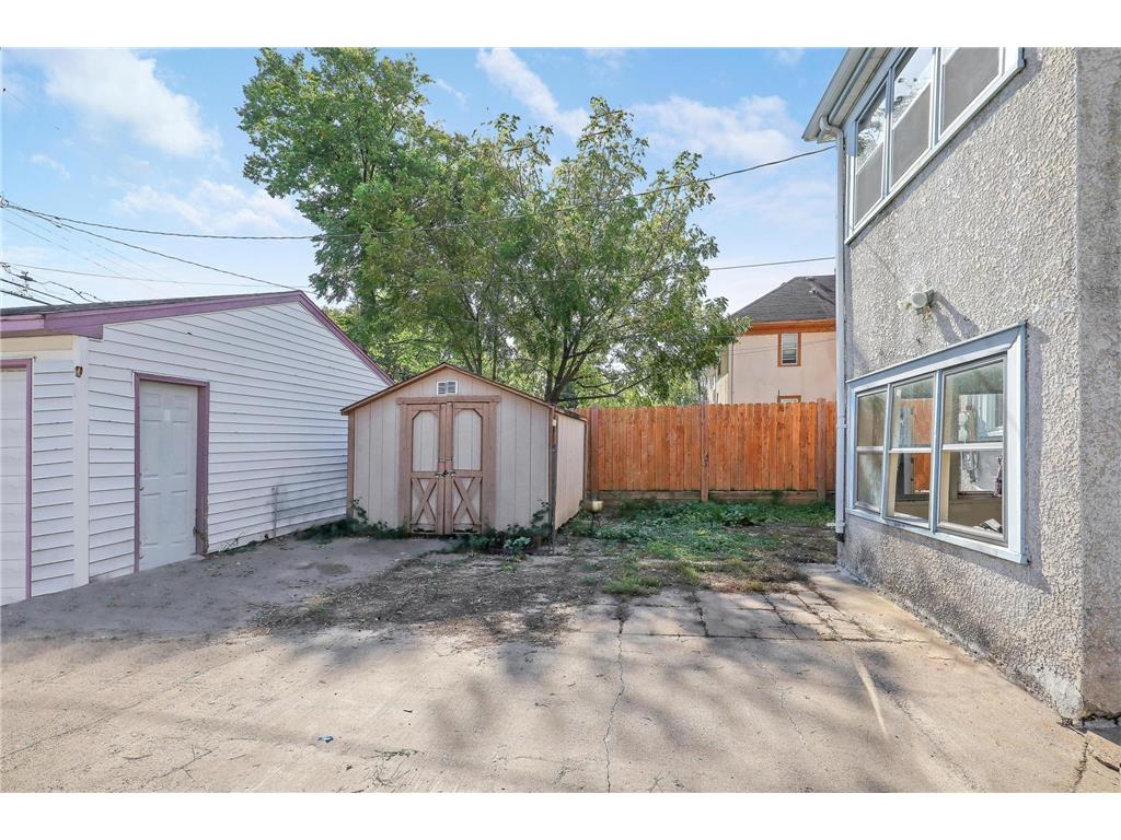 918 Queen Avenue N Minneapolis MN 55411 7013334 image51