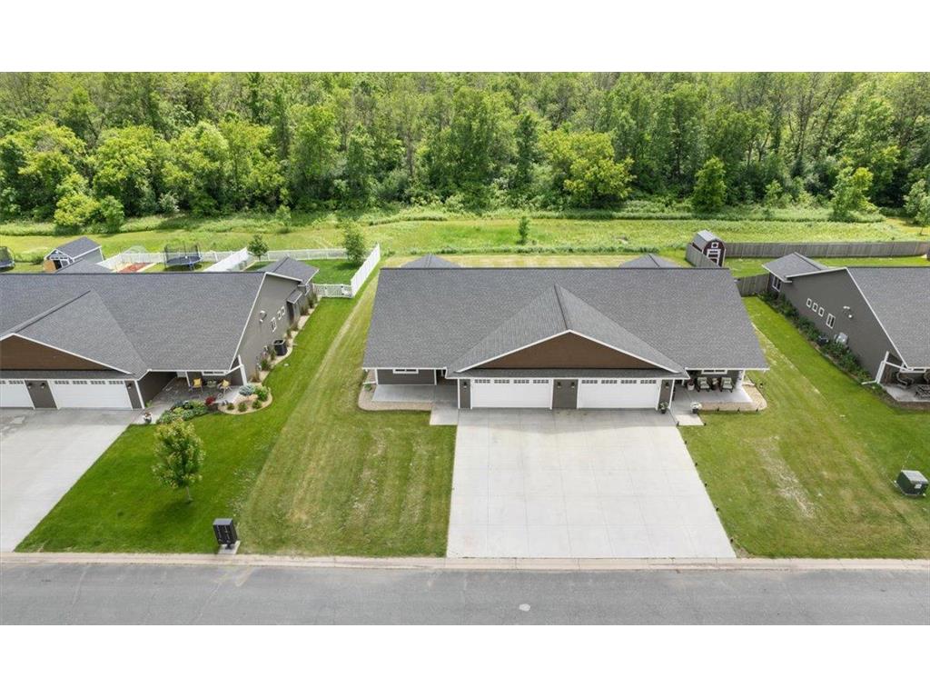 918 Southside Drive Woodville WI 54028 6741853 image1