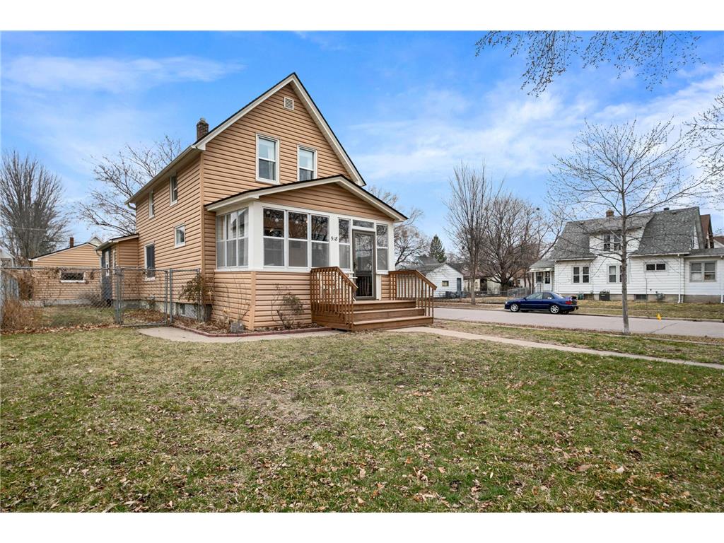 918 Watson Avenue Saint Paul MN 55102 6510064 image1
