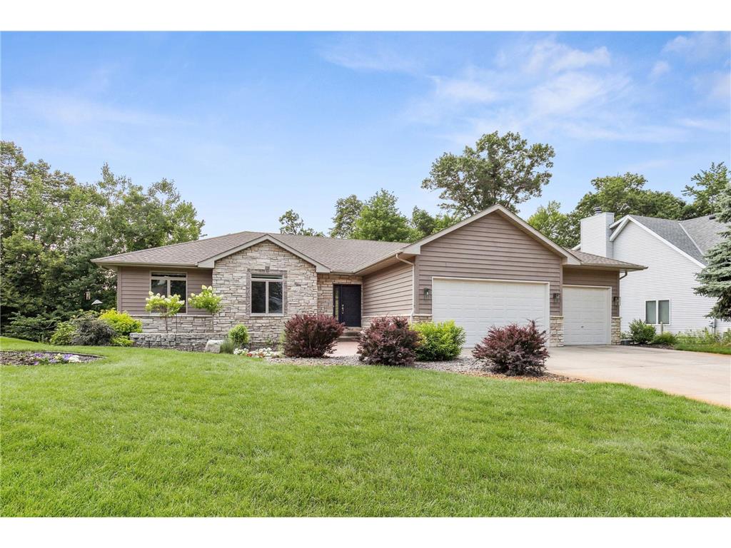 9181 227th St Ct N Forest Lake MN 55025 6577401 image1