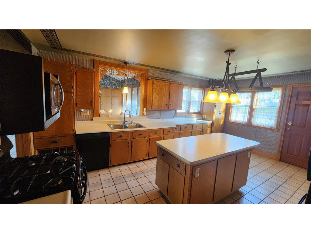 919 3rd Avenue SW Pipestone MN 56164 6796824 image16