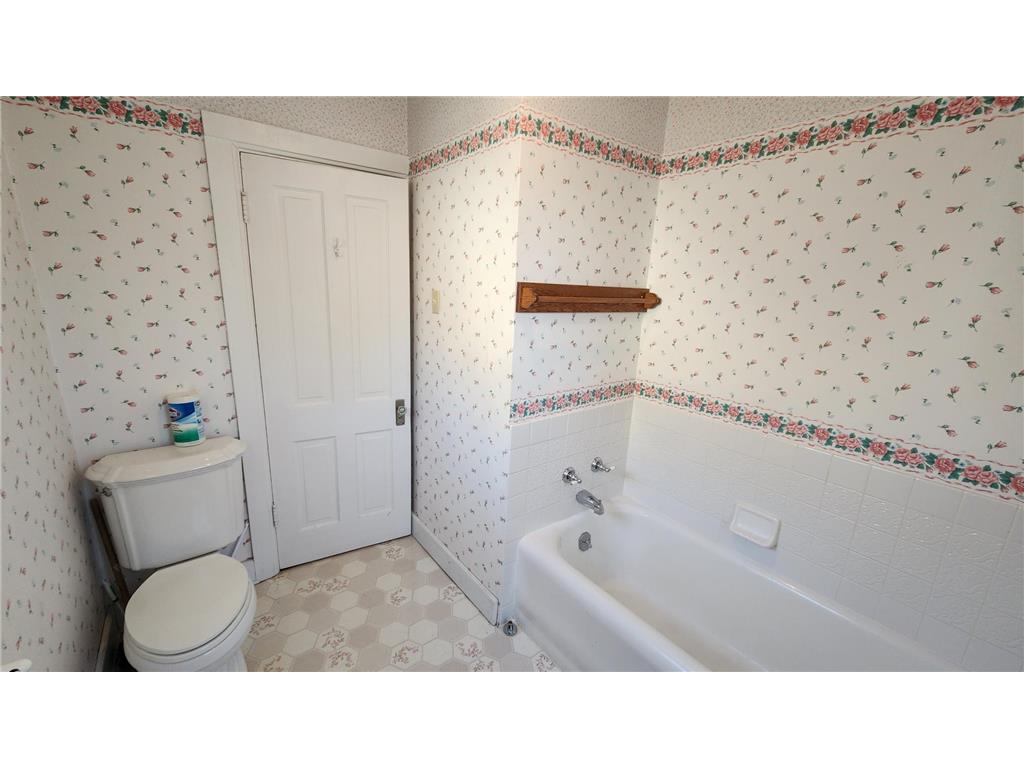 919 3rd Avenue SW Pipestone MN 56164 6796824 image41