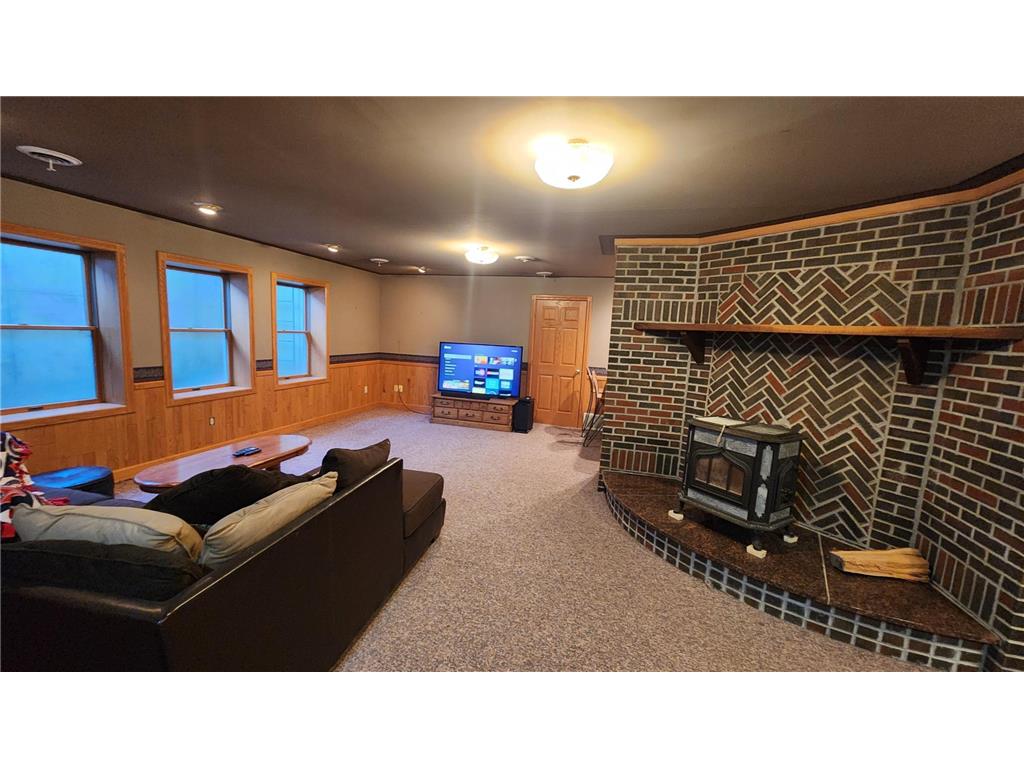 919 3rd Avenue SW Pipestone MN 56164 6796824 image47