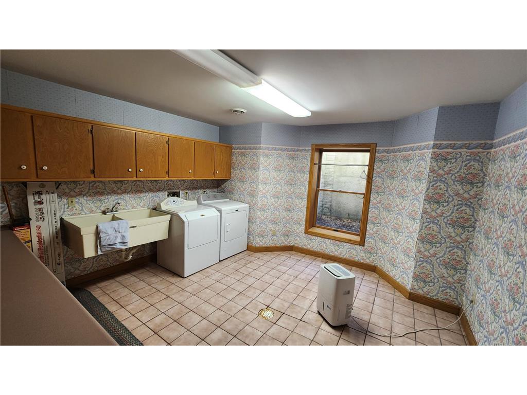 919 3rd Avenue SW Pipestone MN 56164 6796824 image52