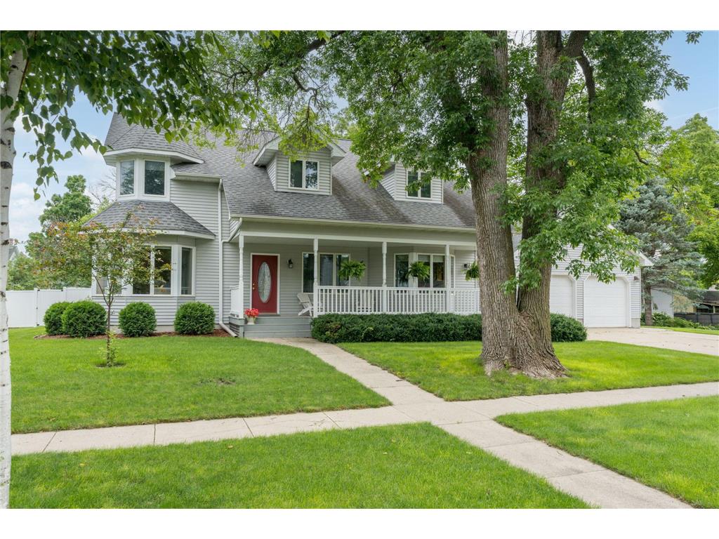 919 6th Street N Saint James MN 56081 6601591 image1