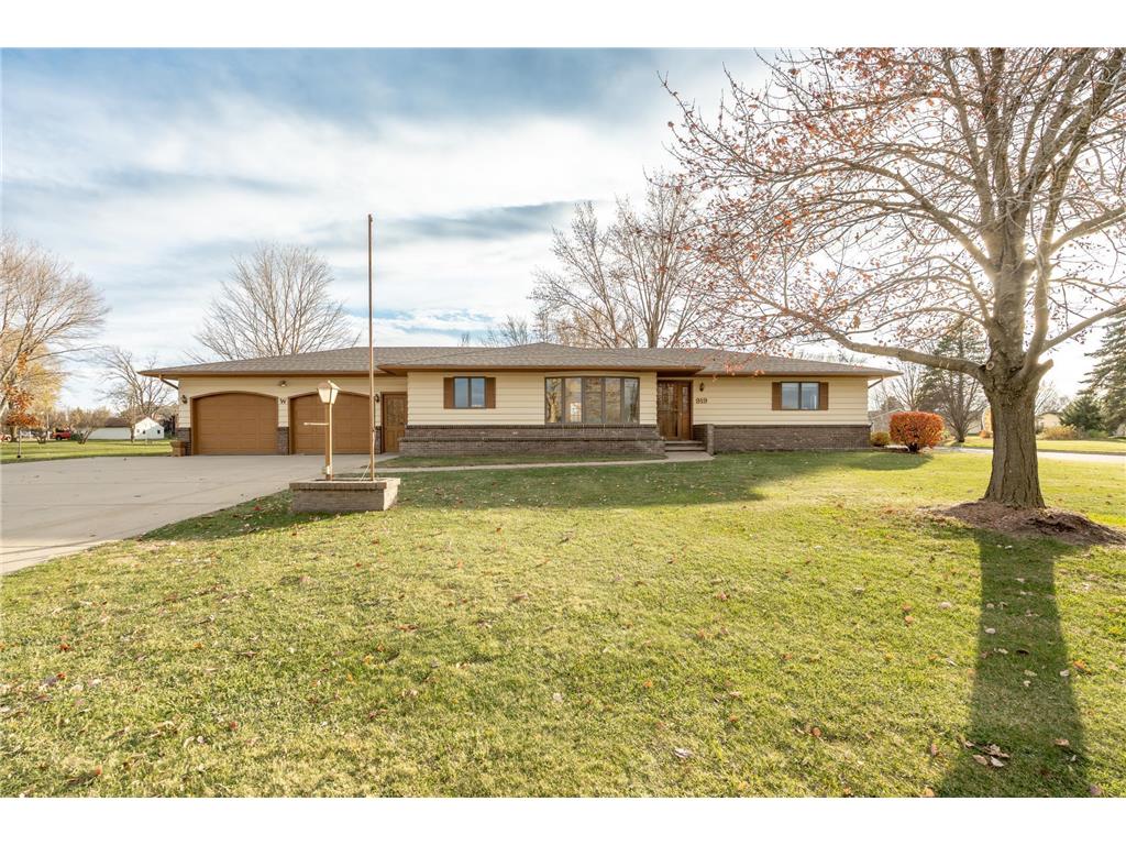 919 Church Street W Belle Plaine MN 56011 6819235 image1