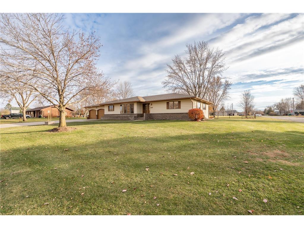 919 Church Street W Belle Plaine MN 56011 6819235 image2