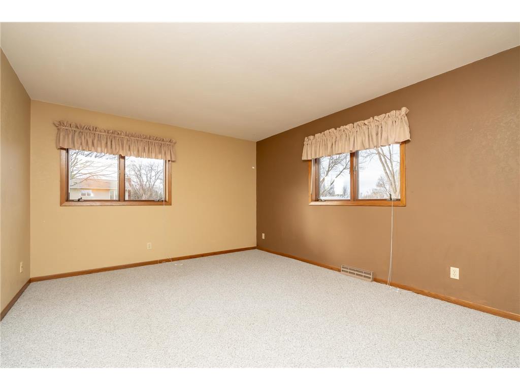 919 Church Street W Belle Plaine MN 56011 6819235 image20