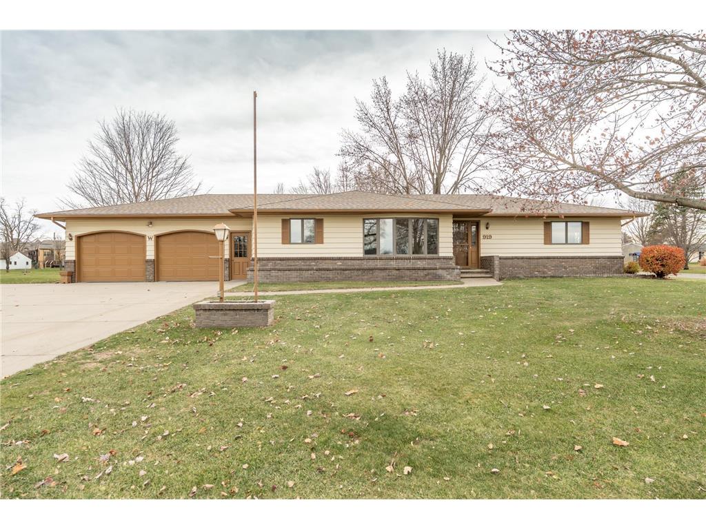 919 Church Street W Belle Plaine MN 56011 6819235 image35