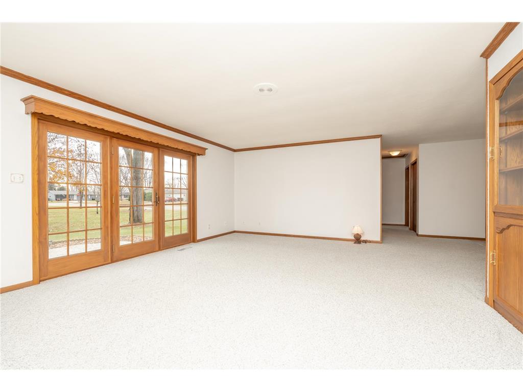 919 Church Street W Belle Plaine MN 56011 6819235 image7