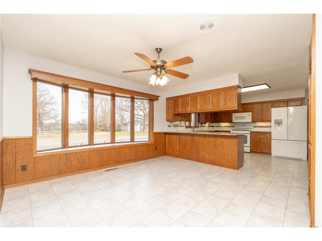 919 Church Street W Belle Plaine MN 56011 6819235 image9