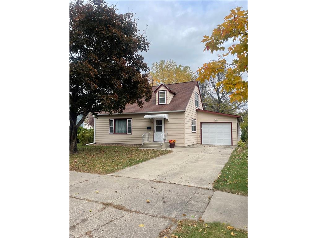 919 Douglas Street Alexandria MN 56308 7041401 image1
