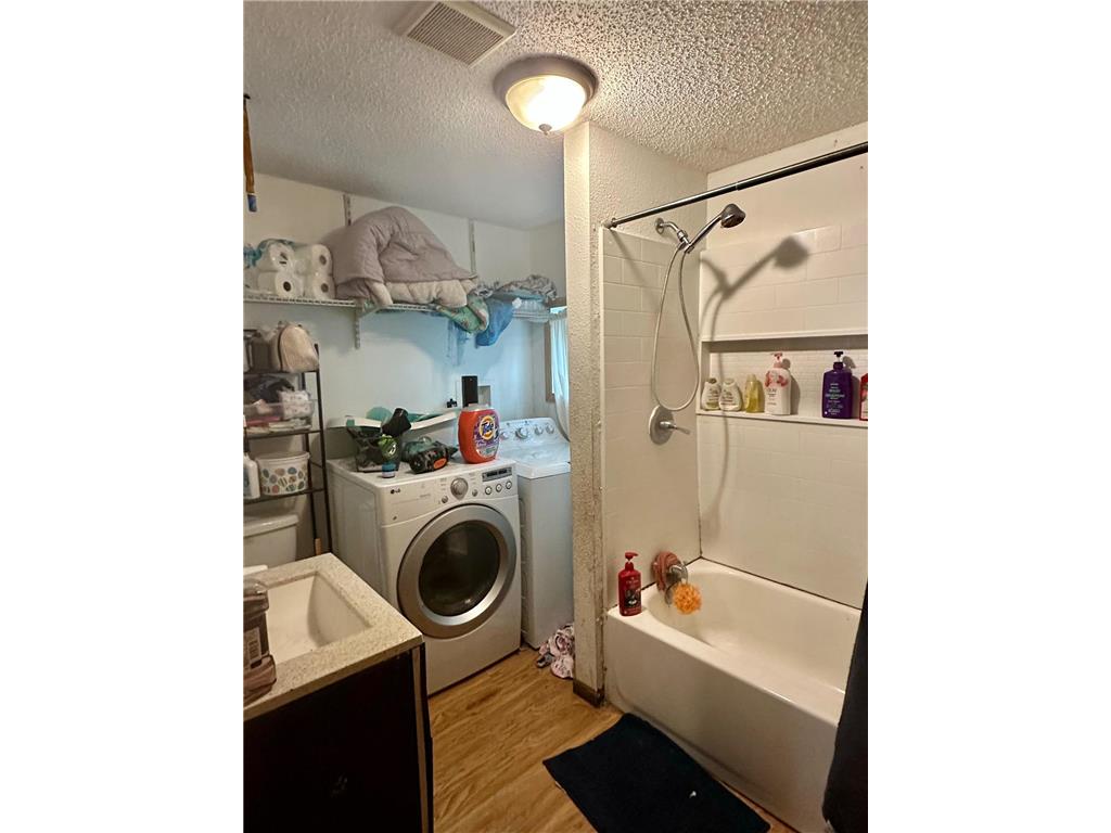 919 W Front Street Albert Lea MN 56007 6766237 image8