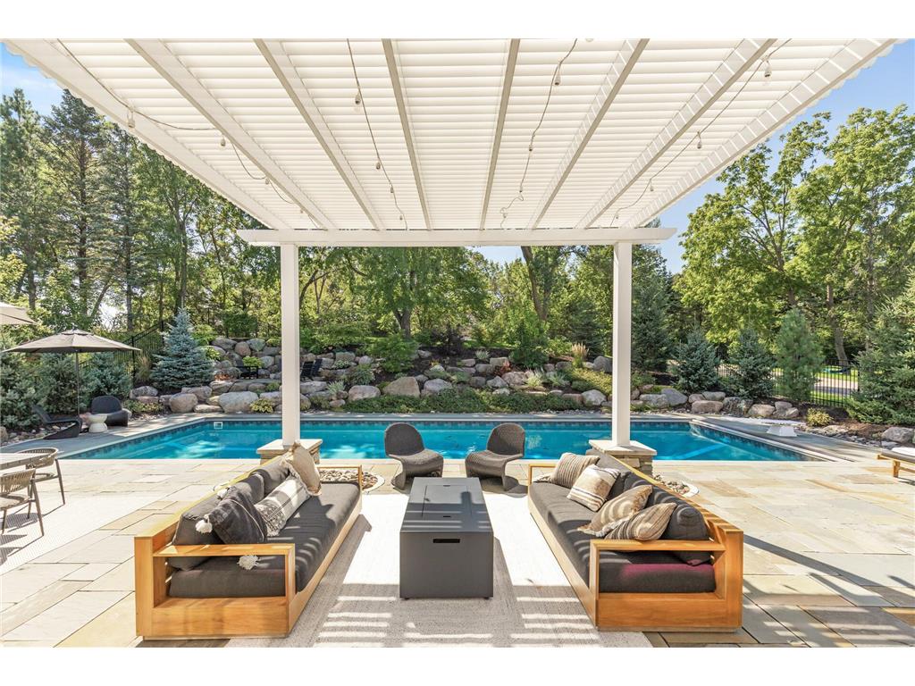 9195 Eagle Ridge Road Chanhassen MN 55317 6687244 image1